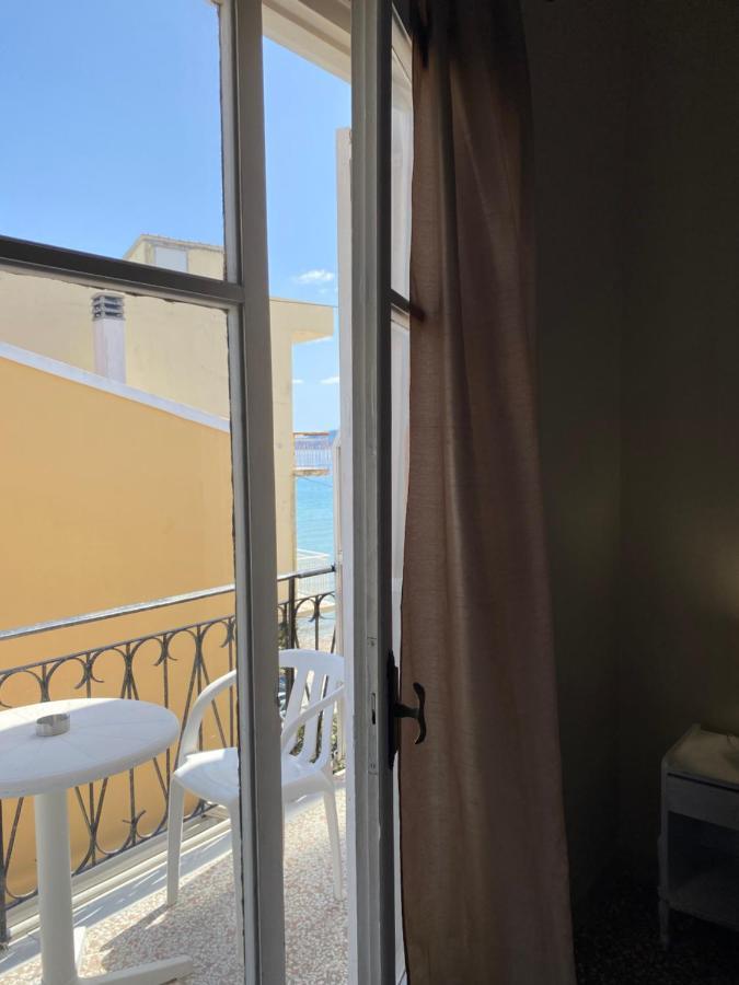 Pansion Roulis Hotel Moraitika Exterior foto