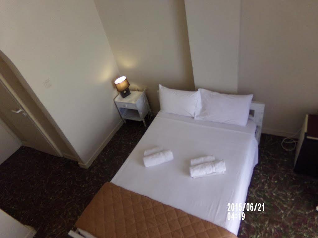 Pansion Roulis Hotel Moraitika Exterior foto
